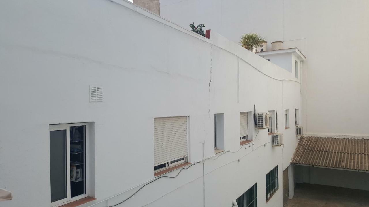 Pension Yna Holiday Malaga Exterior photo